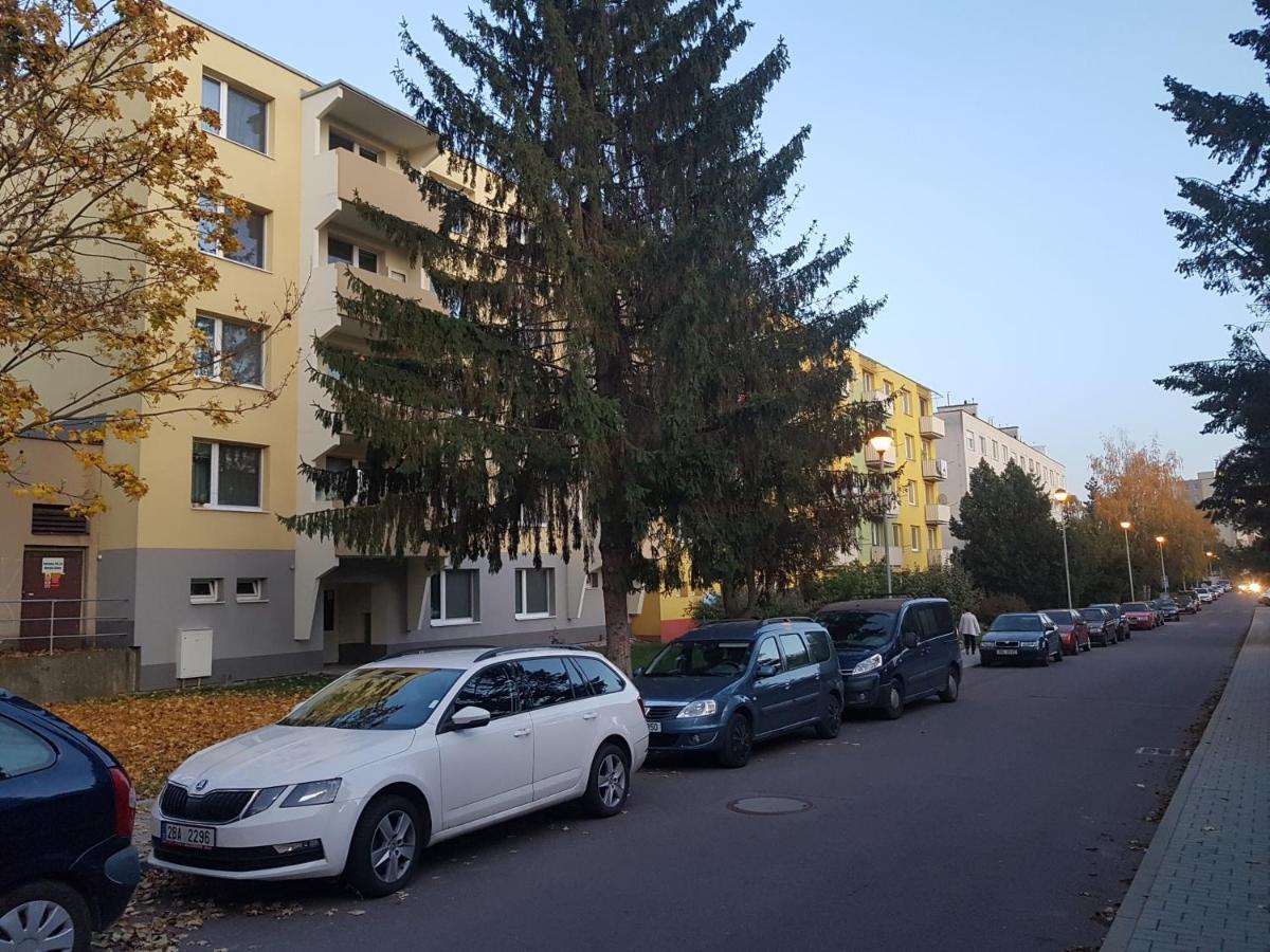 1+1 Znojmo Apartman Kültér fotó